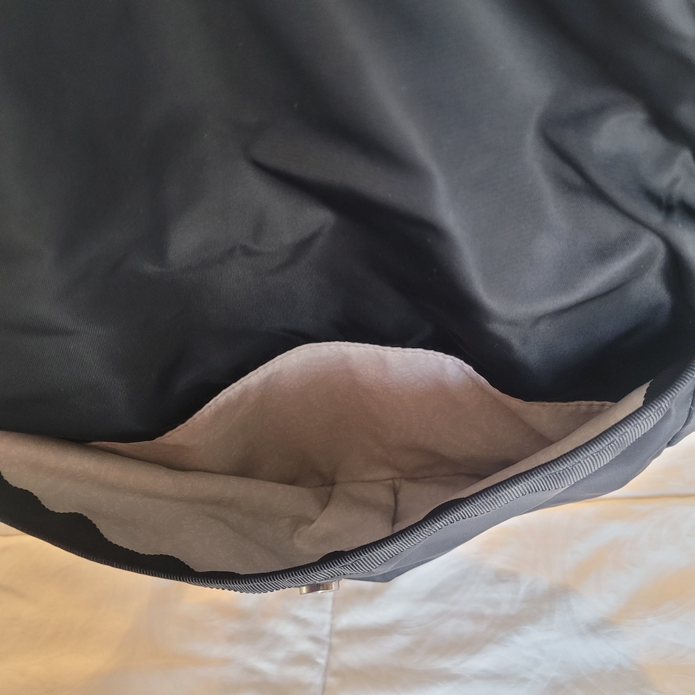 lululemon athletica Black Crossbody Bag - Picture 6 of 16